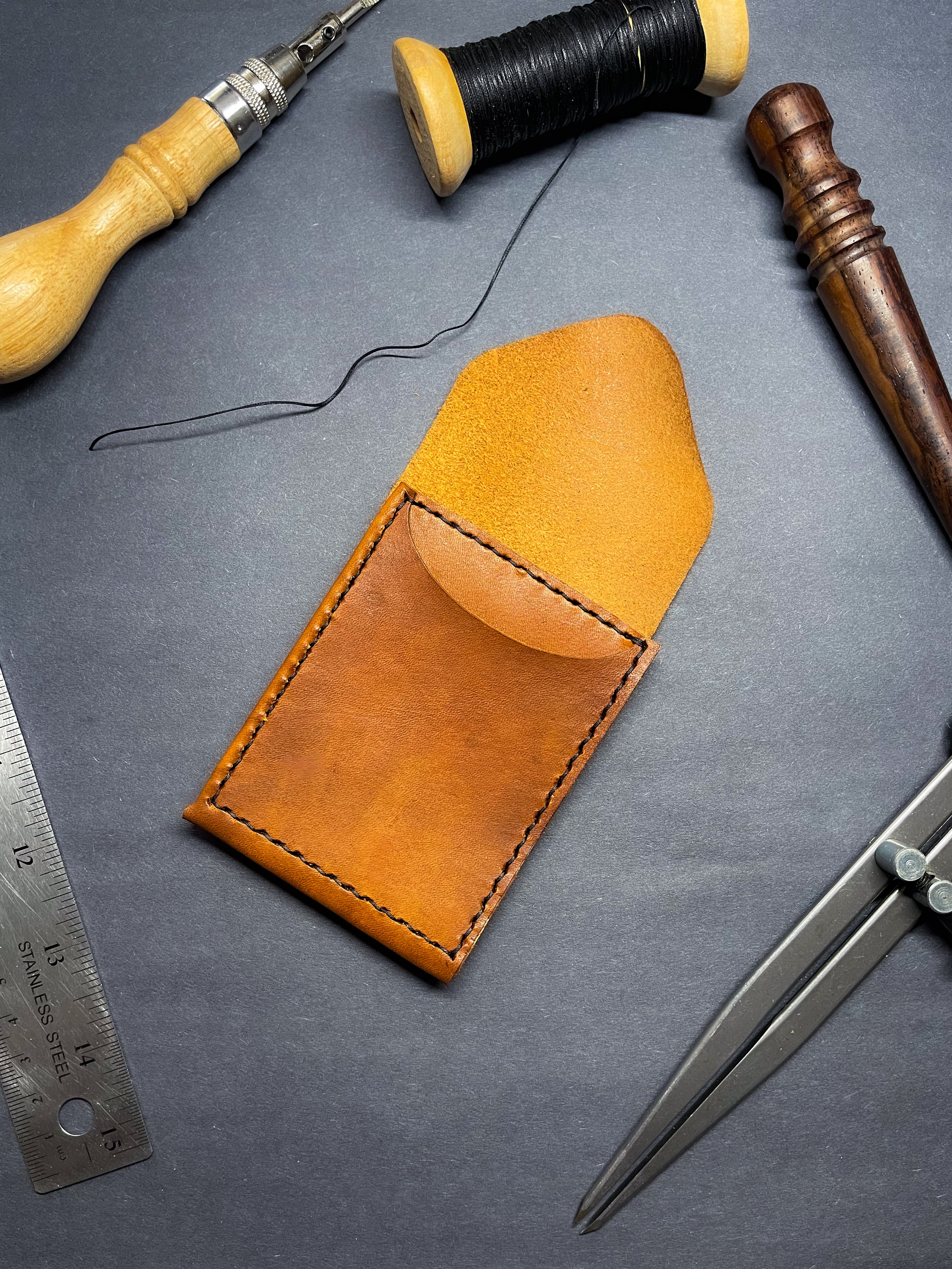 Minimalist Leather Fold Wallet